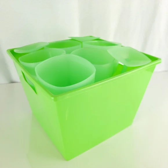 Frosty Mint Green Plastic Stemware - Picture 11 of 12